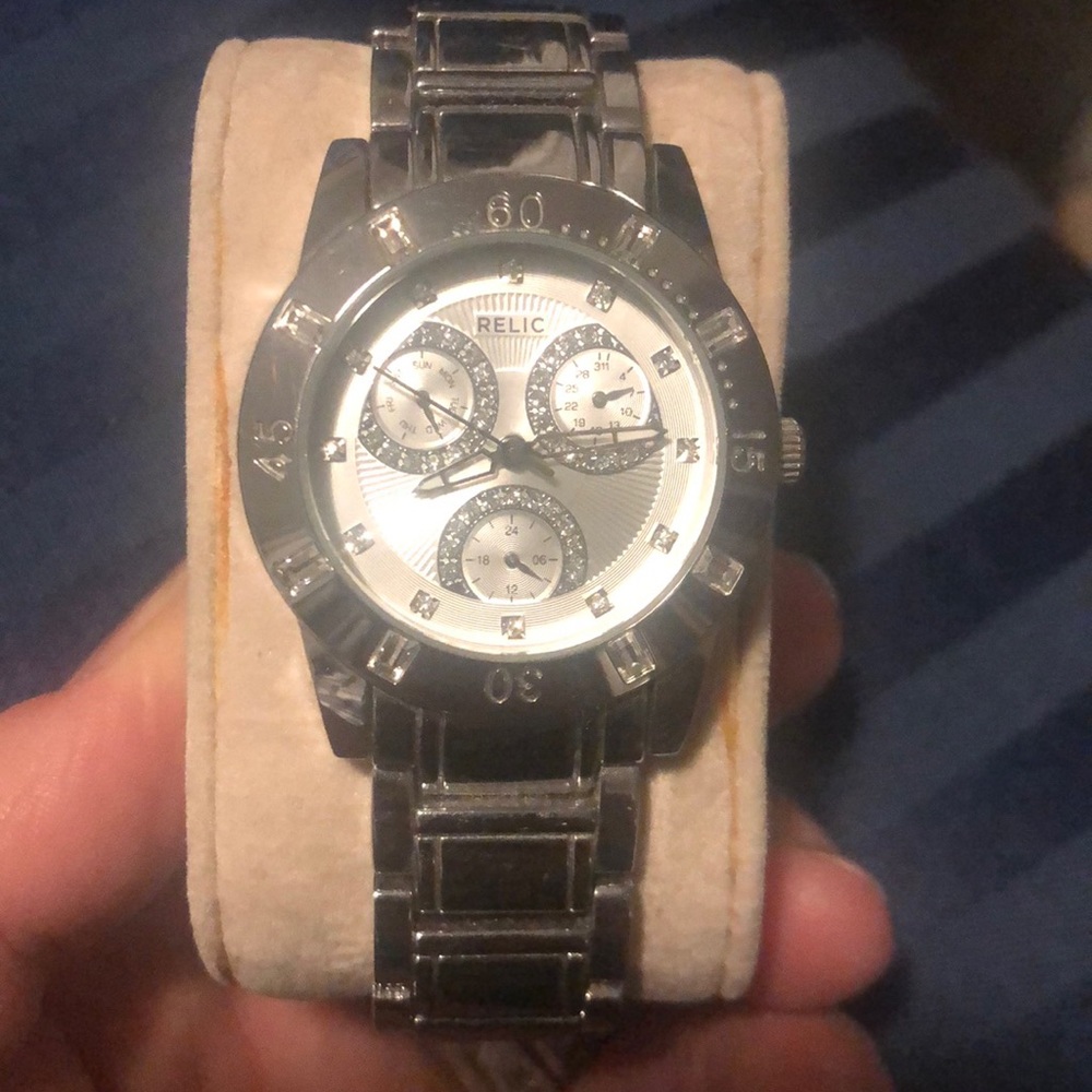 Relic watch that needs battery